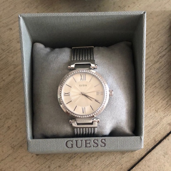 Guess Accessories - NWT GUESS Women’s Silver Watch